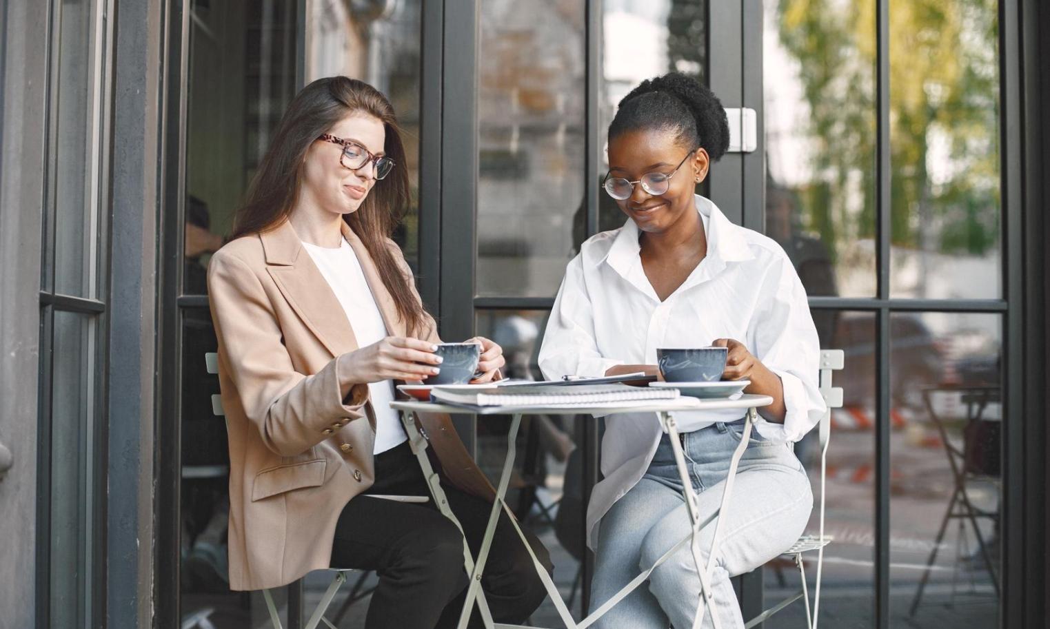 Команда Delonvia за работой